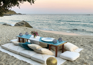 Business Women With Essence Retreat Villa (14)