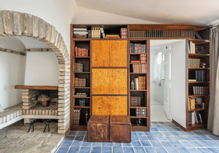 Business Women With Essence Retreat Villa (18)